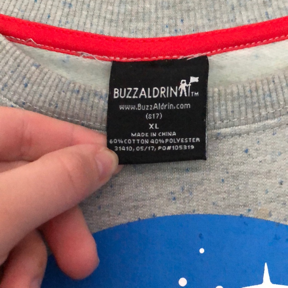 NASA Sweatshirt - Picture 3 of 3